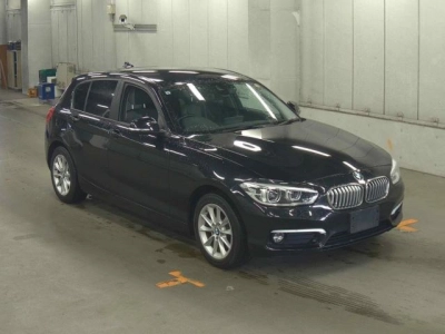 BMW 1 SERIES