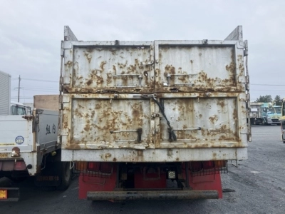 MITSUBISHI FUSO FIGHTER