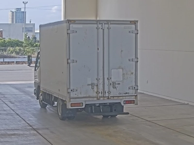 MITSUBISHI FUSO CANTER GUTS
