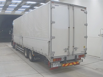 MITSUBISHI FUSO SUPER GREAT