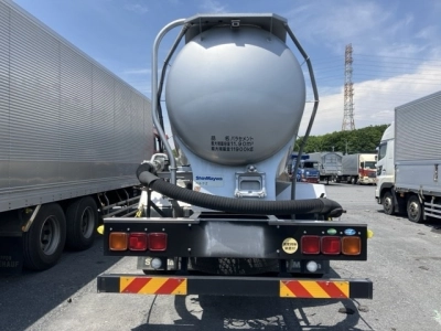 MITSUBISHI FUSO SUPER GREAT