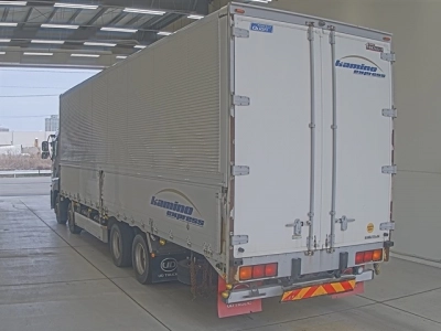 NISSAN DIESEL (UD) QUON