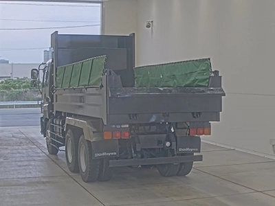 ISUZU GIGA