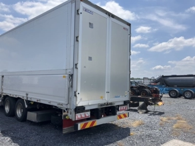 MITSUBISHI FUSO SUPER GREAT