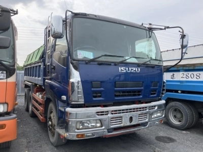 ISUZU GIGA