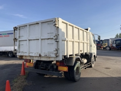 MITSUBISHI FUSO FIGHTER