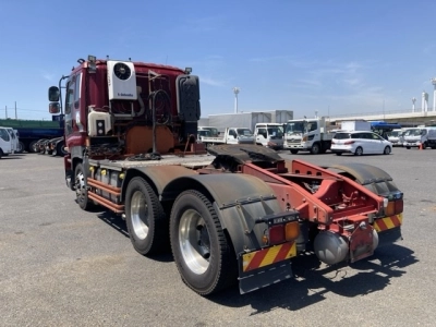 ISUZU GIGA