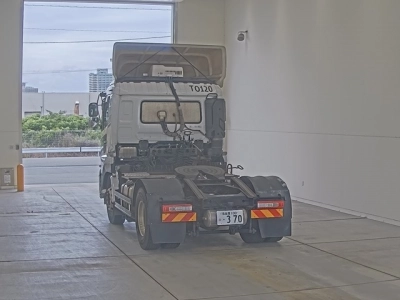 NISSAN UD