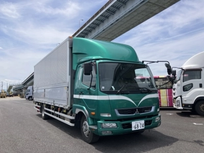 MITSUBISHI FUSO FIGHTER