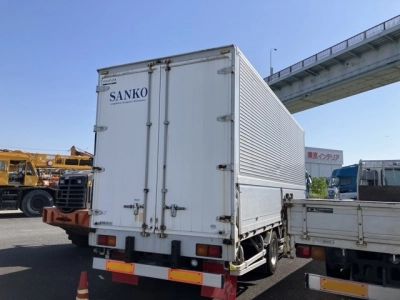 ISUZU FORWARD