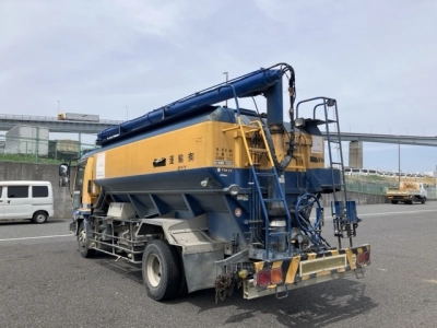 ISUZU FORWARD