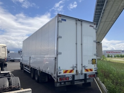 ISUZU GIGA