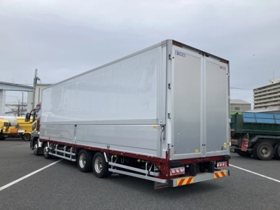MITSUBISHI FUSO SUPER GREAT