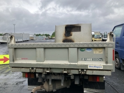 MITSUBISHI CANTER