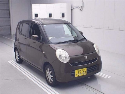 SUZUKI MRWAGON
