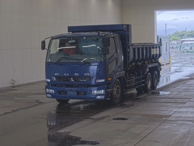MITSUBISHI FUSO FIGHTER