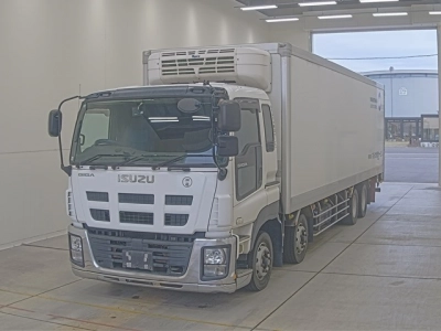 ISUZU GIGA