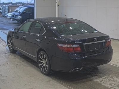 LEXUS LS