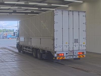 MITSUBISHI FUSO SUPER GREAT