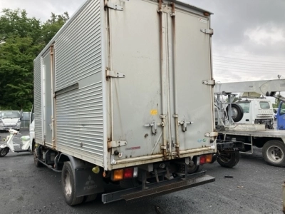 MITSUBISHI CANTER