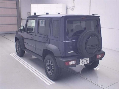 SUZUKI JIMNY NOMADE