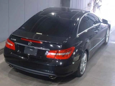 MERCEDES BENZ E CLASS