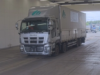 ISUZU GIGA