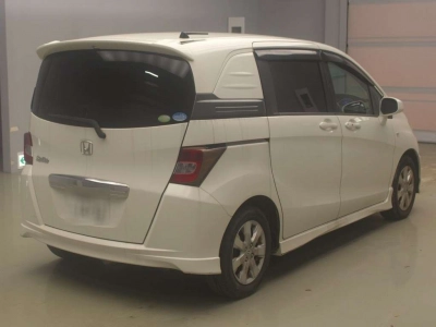 HONDA FREED SPIKE