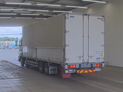 ISUZU GIGA