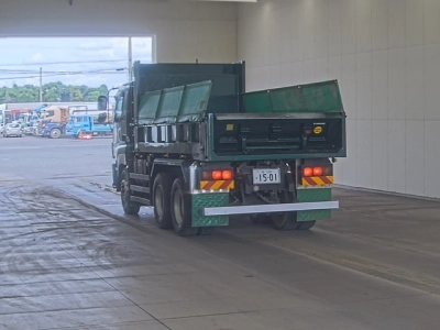 ISUZU GIGA