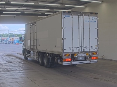 MITSUBISHI FUSO SUPER GREAT