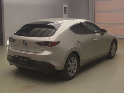MAZDA MAZDA3 FASTBACK