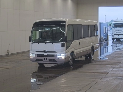 TOYOTA COASTER