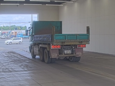 MITSUBISHI FUSO SUPER GREAT