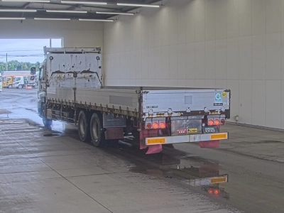 ISUZU GIGA