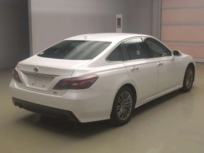 TOYOTA CROWN HYBRID