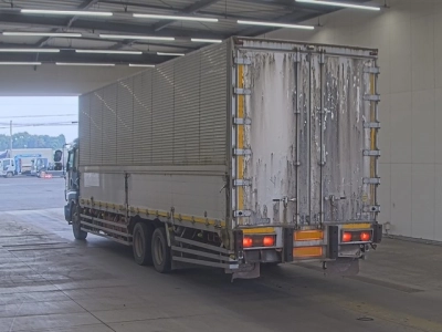 ISUZU GIGA