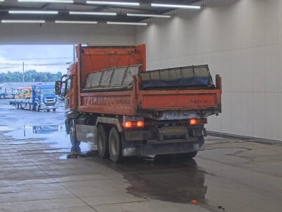 MITSUBISHI FUSO SUPER GREAT