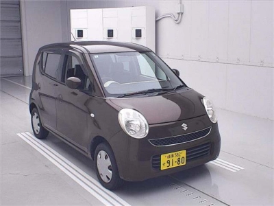 SUZUKI MRWAGON