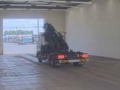 NISSAN UD