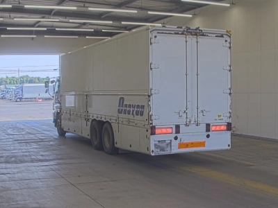 ISUZU GIGA