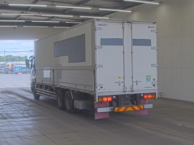 MITSUBISHI FUSO SUPER GREAT
