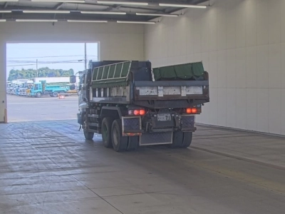 ISUZU GIGA