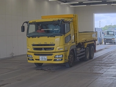 MITSUBISHI FUSO SUPER GREAT