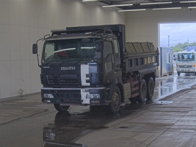 ISUZU GIGA
