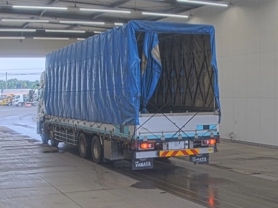 NISSAN DIESEL (UD) QUON