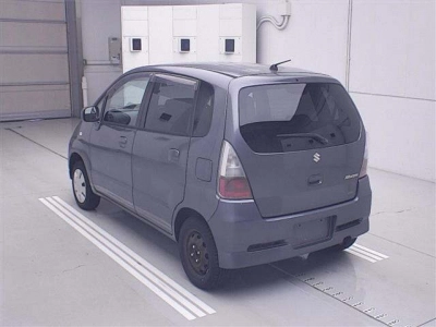 SUZUKI MRWAGON