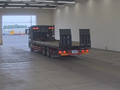 MITSUBISHI FUSO SUPER GREAT