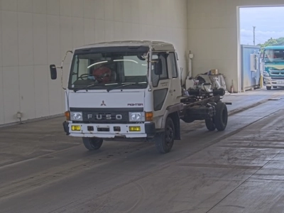 MITSUBISHI FUSO FIGHTER