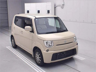SUZUKI MRWAGON